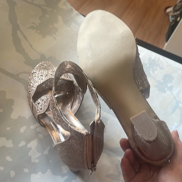 Valenti Franco shimmery heels - Picture 7 of 7